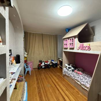 Продается 3-х комнатная квартира, 61 м²
