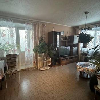 Продается Многокомнатная квартира, 69 м²