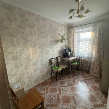 Продается Многокомнатная квартира, 69 м²