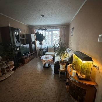 Продается Многокомнатная квартира, 69 м²