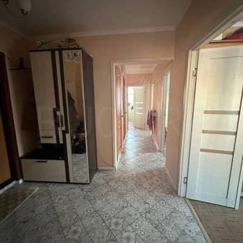 Продается Многокомнатная квартира, 69 м²