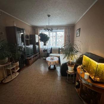 Продается Многокомнатная квартира, 69 м²