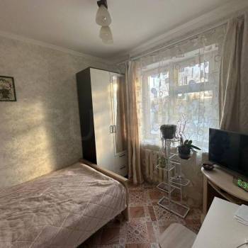 Продается Многокомнатная квартира, 69 м²