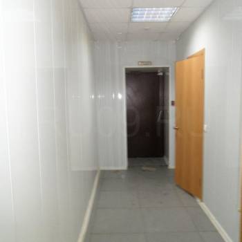 Сдается Нежилое помещение, 200 м²