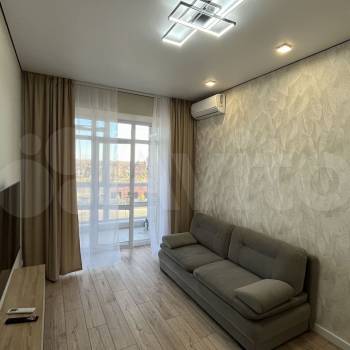 Сдается 1-комнатная квартира, 37 м²