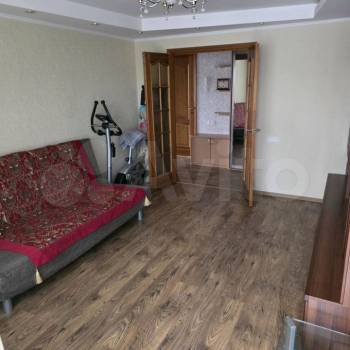 Продается Многокомнатная квартира, 70 м²