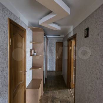 Продается Многокомнатная квартира, 70 м²