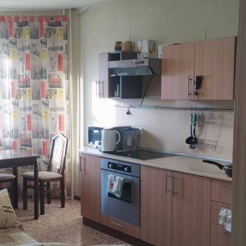 Продается 1-комнатная квартира, 43 м²