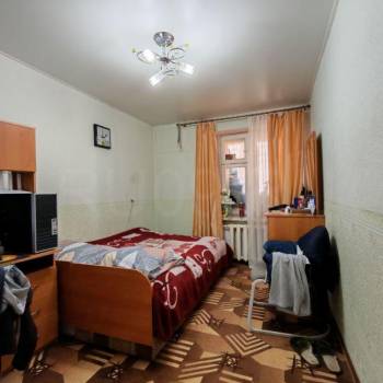Продается Многокомнатная квартира, 82 м²