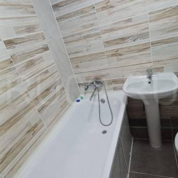 Продается 1-комнатная квартира, 36 м²