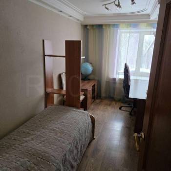 Продается Многокомнатная квартира, 70 м²