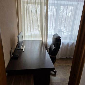 Продается Многокомнатная квартира, 70 м²