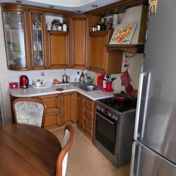 Продается Многокомнатная квартира, 70 м²