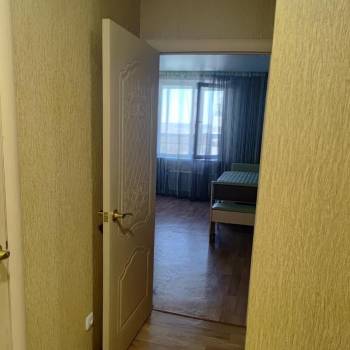 Сдается 1-комнатная квартира, 52 м²