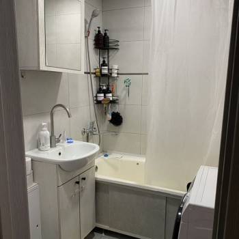 Продается 2-х комнатная квартира, 42 м²