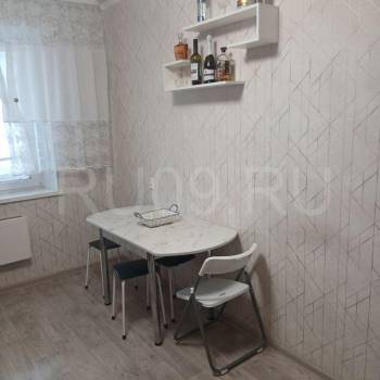 Продается 3-х комнатная квартира, 77 м²