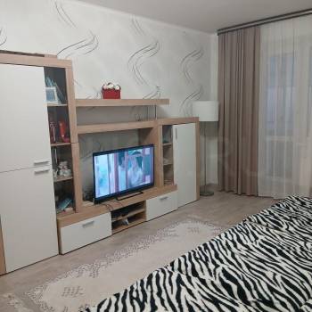 Продается 3-х комнатная квартира, 77 м²