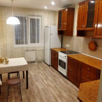 Сдается 1-комнатная квартира, 43 м²