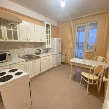 Сдается 1-комнатная квартира, 43 м²