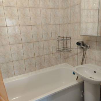 Продается 2-х комнатная квартира, 60 м²