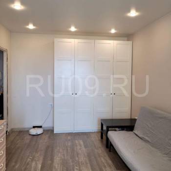 Продается 1-комнатная квартира, 35 м²