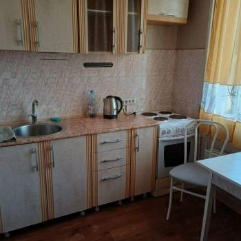 Сдается 1-комнатная квартира, 35 м²