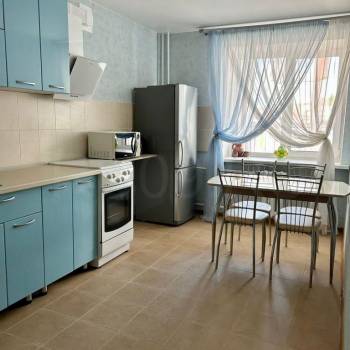 Продается 1-комнатная квартира, 49 м²