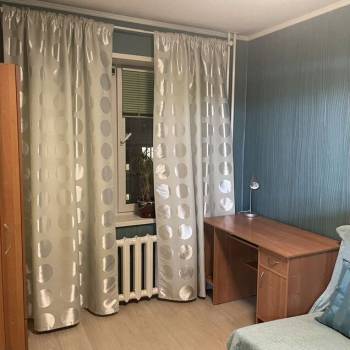 Продается Многокомнатная квартира, 75,5 м²