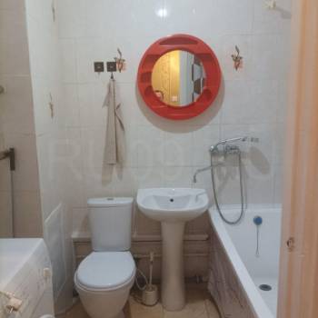 Сдается 1-комнатная квартира, 42 м²