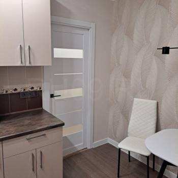 Продается 1-комнатная квартира, 36 м²