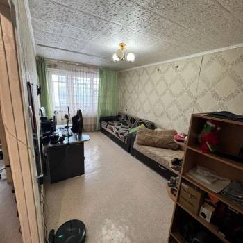 Продается 1-комнатная квартира, 35 м²