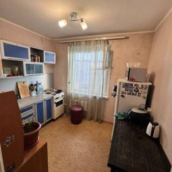 Продается 1-комнатная квартира, 35 м²
