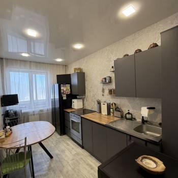 Продается 3-х комнатная квартира, 64,7 м²