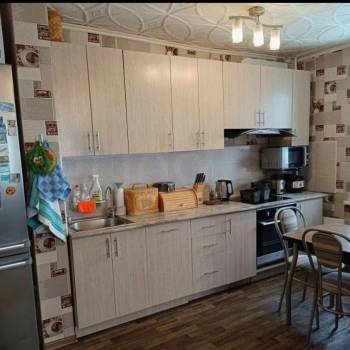 Продается 3-х комнатная квартира, 61 м²