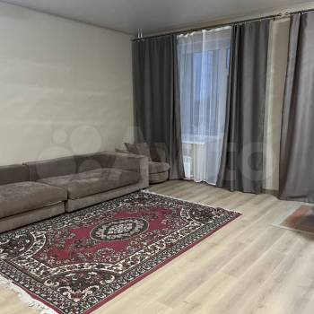 Сдается 2-х комнатная квартира, 63,5 м²
