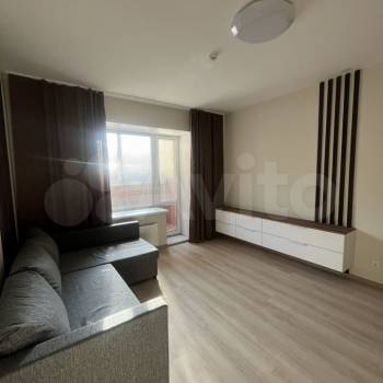 Сдается 1-комнатная квартира, 40 м²