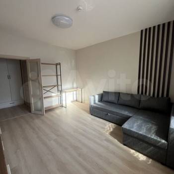 Сдается 1-комнатная квартира, 40 м²