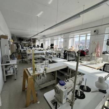 Сдается Нежилое помещение, 300 м²