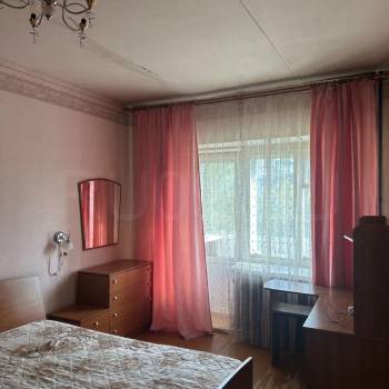 Сдается Многокомнатная квартира, 60 м²