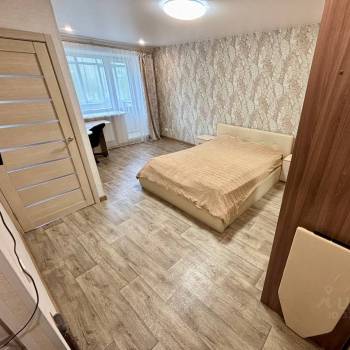 Продается 1-комнатная квартира, 32 м²