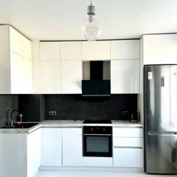 Сдается 1-комнатная квартира, 64 м²