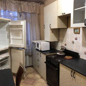 Сдается 1-комнатная квартира, 38 м²