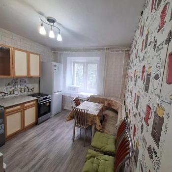 Сдается 1-комнатная квартира, 40 м²