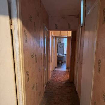 Продается Многокомнатная квартира, 70,4 м²