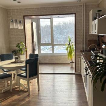 Продается 1-комнатная квартира, 51 м²