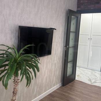 Продается 1-комнатная квартира, 51 м²