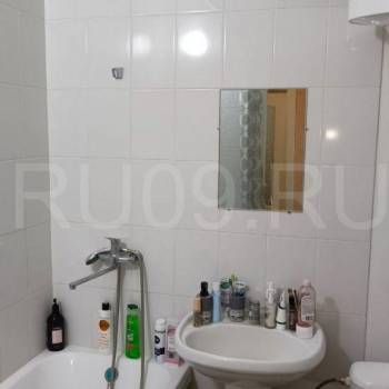 Продается 1-комнатная квартира, 42 м²