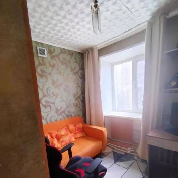 Продается Многокомнатная квартира, 62 м²