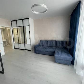 Сдается 1-комнатная квартира, 38 м²