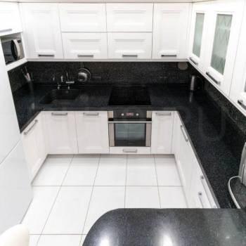Сдается Многокомнатная квартира, 100 м²